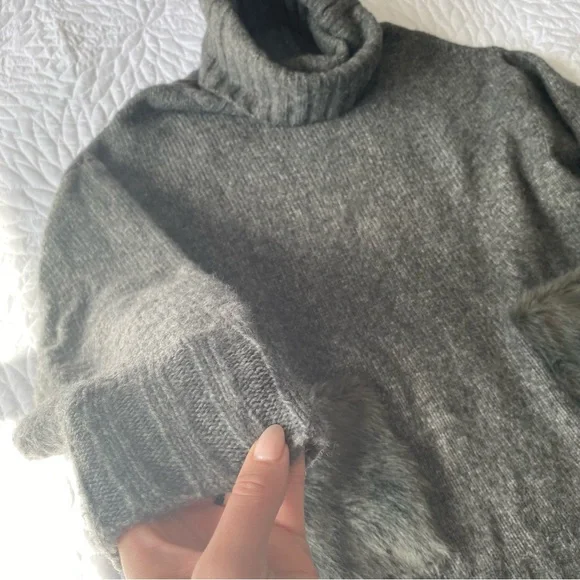 Zara Oversized Chunky Knit Sweater with Pockets - Picture 5 of 6